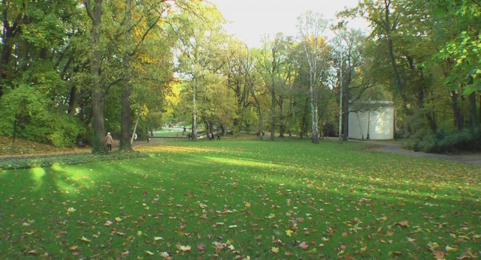 LAZIENKI Park HDV 1080i[(001449)23-32-40].JPG