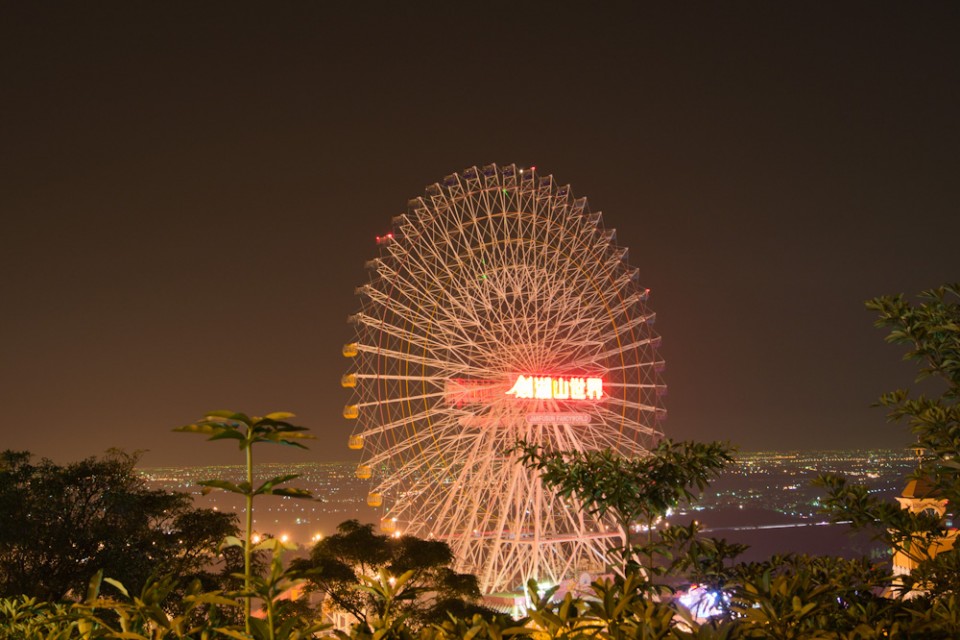 燈已亮~~人約圓塔下
