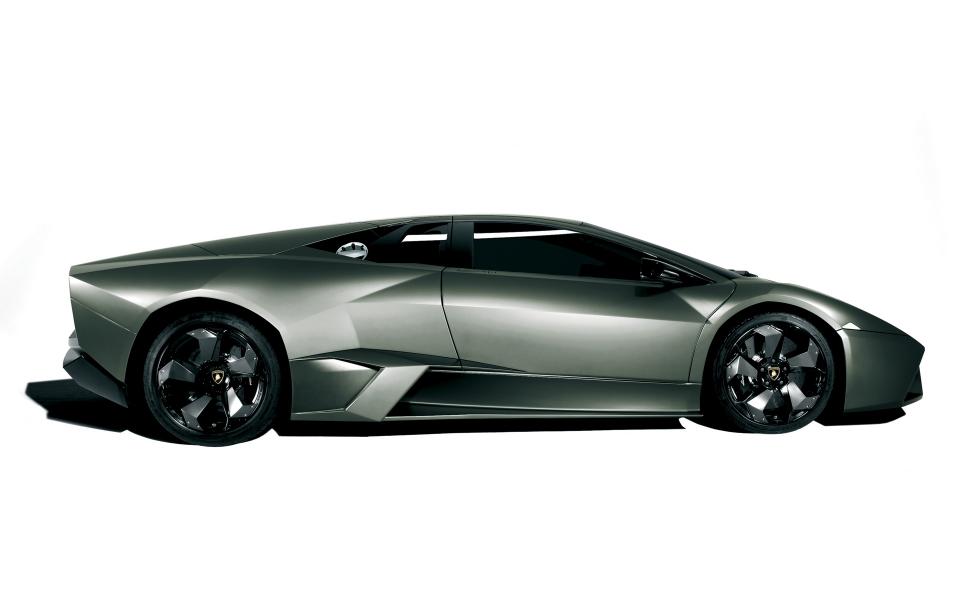 lamborghini-reventon-widescreen-005.jpg