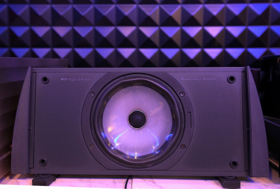 KEF Q95C.JPG