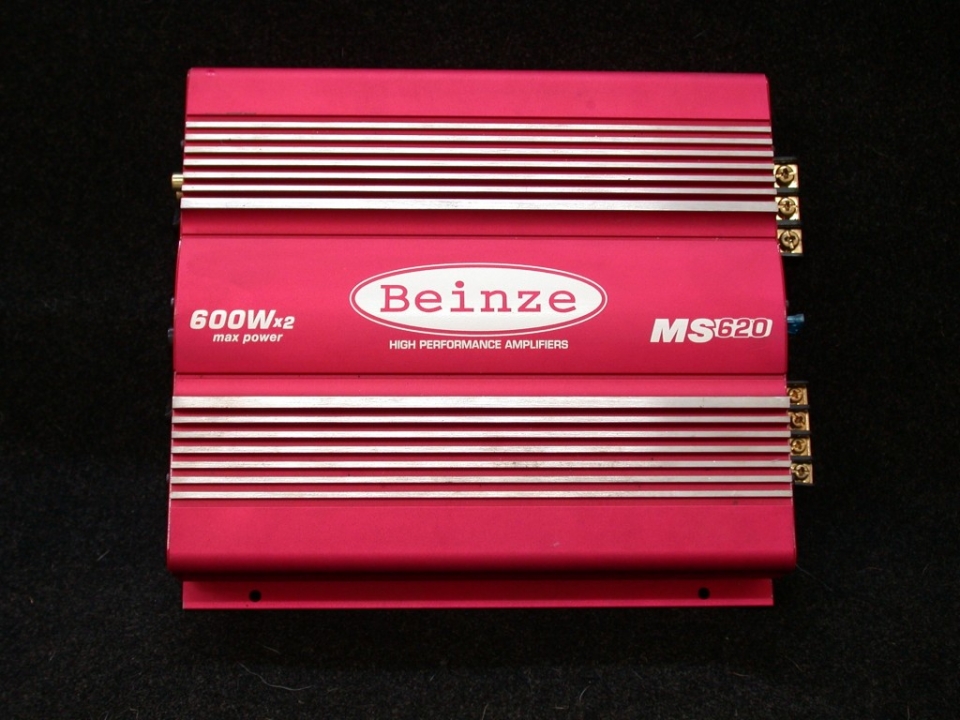 BEINZE 600W D類擴大機-正面.jpg
