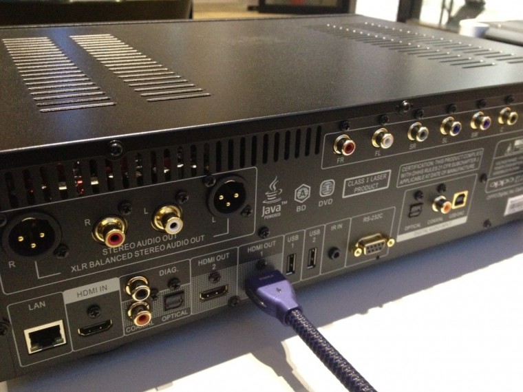 后面出来少了个Esata口之外，还少了个散热的风扇