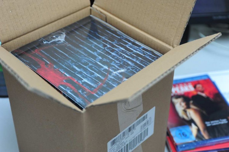 德版鐵盒蜘蛛人驚奇再起公仔開箱 (3).JPG