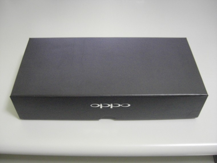 所屬配件盒與字樣