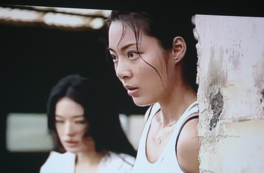 先由D-Sub播放影片5