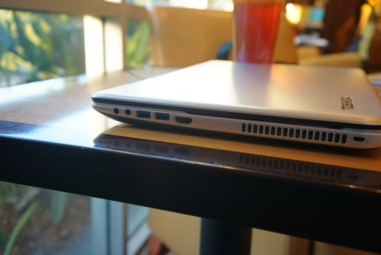  右方輸入端子,ＨＤＭＩ可輸出4K/30P