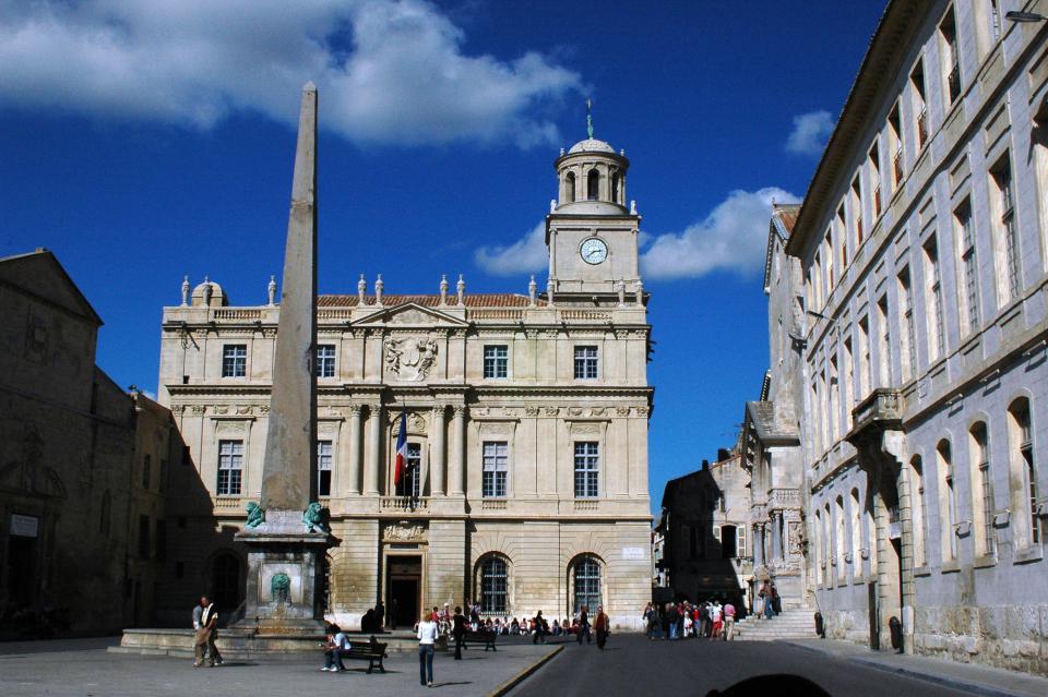 Arles-square.jpg