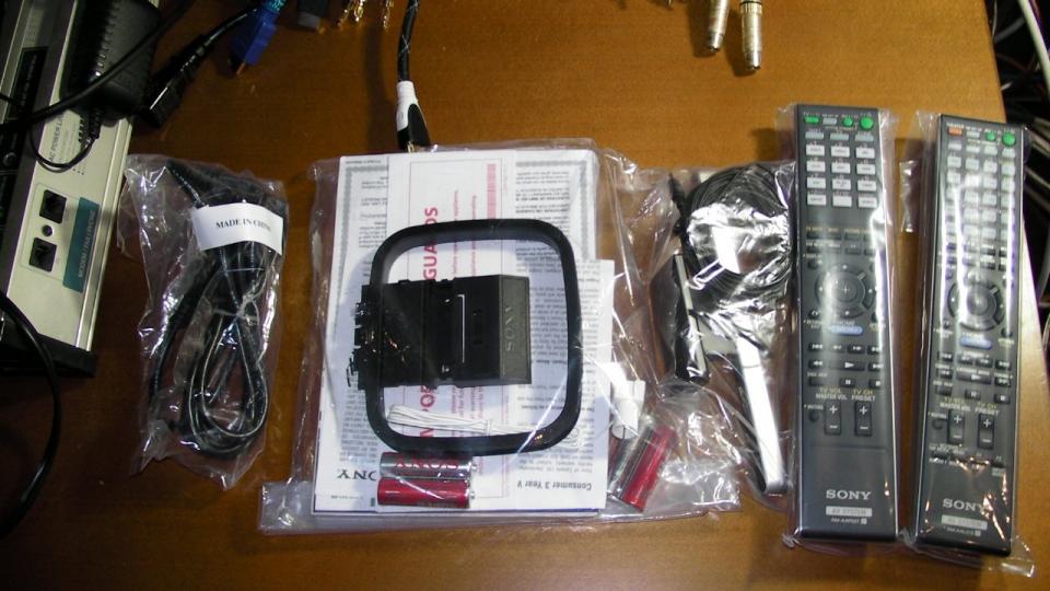 所有配件如圖示,實在很...不複雜.