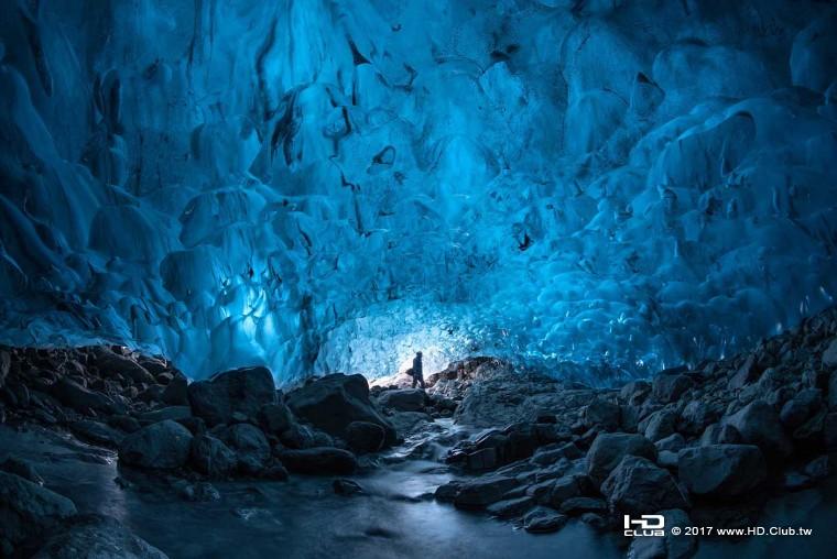 2017 台灣 α 系列攝影比賽 總首獎暨低光源組 第一名 江宏仁 【藍色火焰】.jpg.jpg