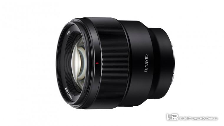 圖1) Sony FE 85mm F1.8 中距望遠定焦鏡頭輕巧便攜、是攝影愛好者能隨身配備拍攝迷人.jpg