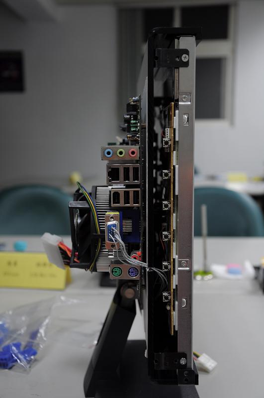 側邊螢幕控制板