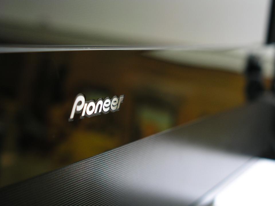 KURO就是PIONEER PDP的代名詞