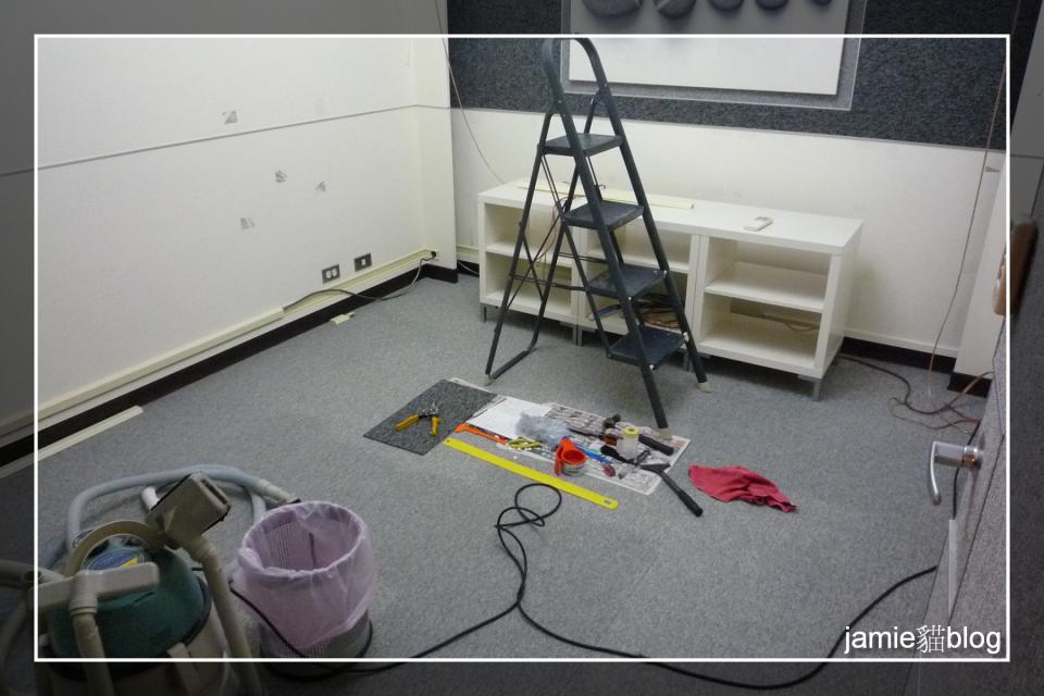 視聽室DIY改造-施工中01.jpg