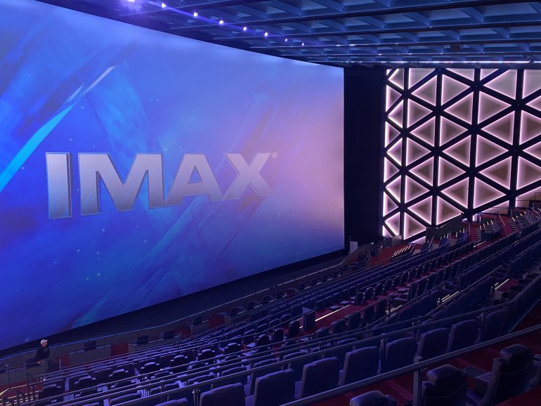 imax_leinwand.jpg